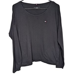 Tommy Hilfiger Black Scoop Neck Long Sleeve T-Shirt with Pockets Size Small